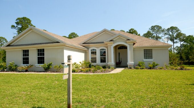Consider the Option of a Home Warranty