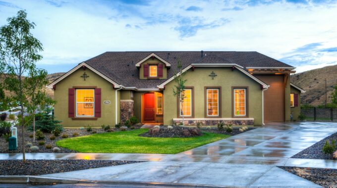 4 Ways to Prevent Vandalism on Your Property