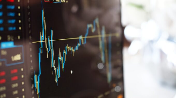 Tips for Coping with Market Fluctuations: How to Stay Profitable