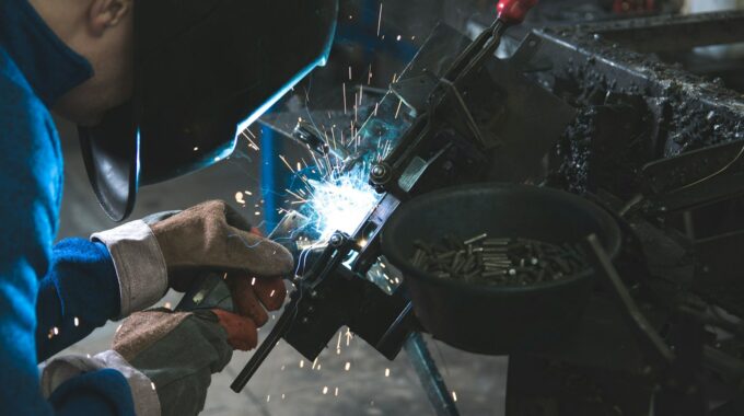 Plasma Cutting Safety 101: What Every Operator Needs to Know