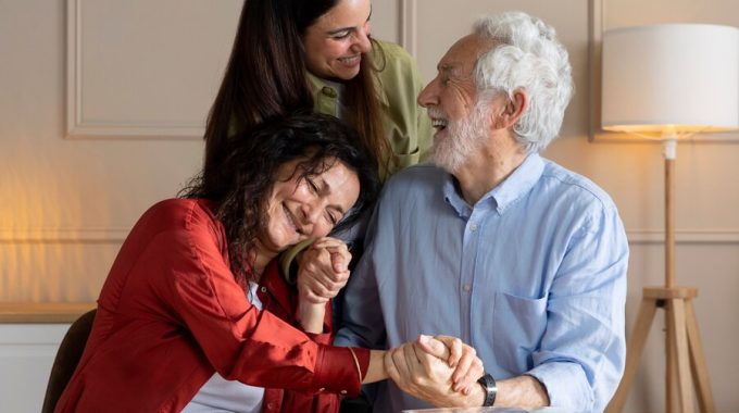 6 Things You Can Do to Help an Ageing Loved One at Home
