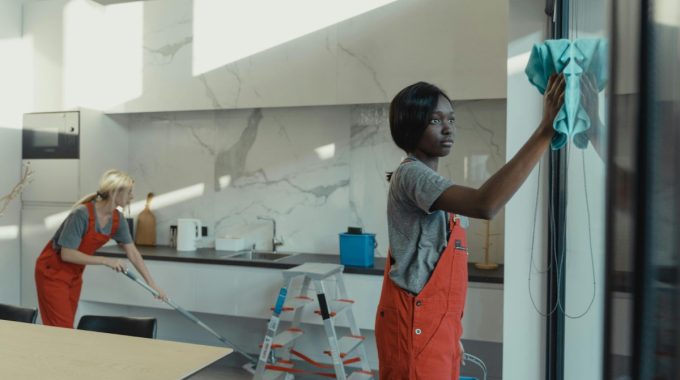 When Should You Consider Outsourcing Your Business’ Cleaning Needs?