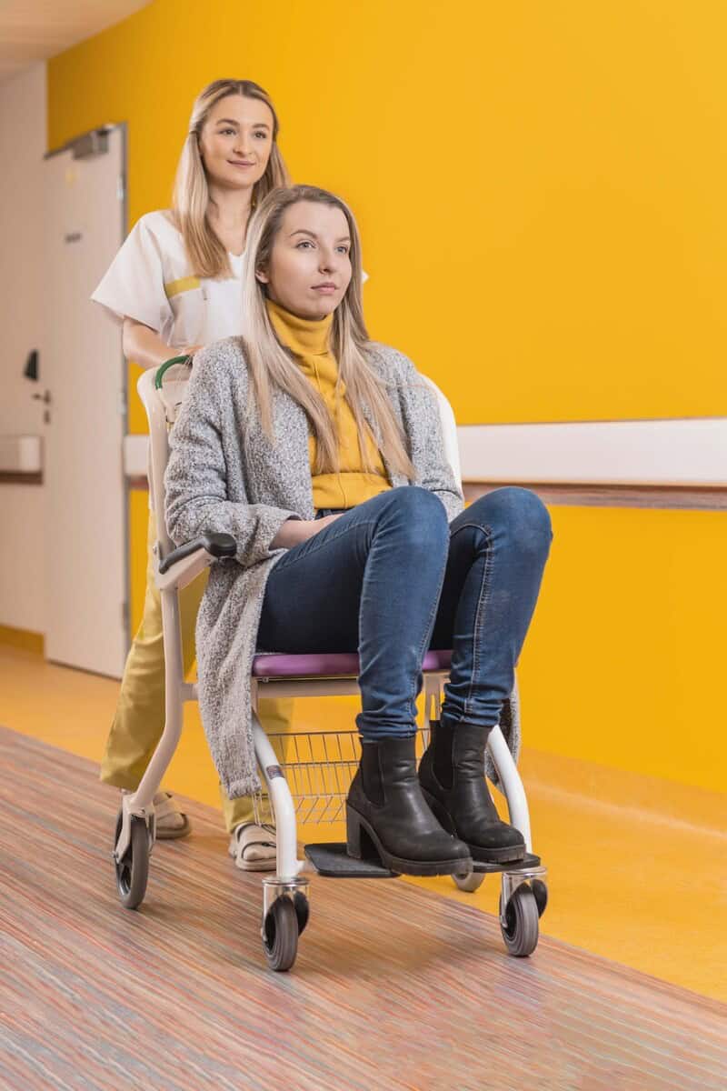 Promiting Mobility Best Practices for Using Mobility Aids for Fall Prevention
