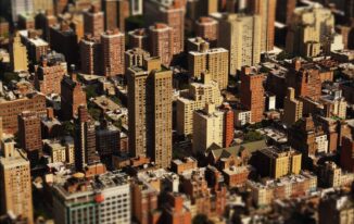 The Benefits of Hiring an Agent in a High-Competition Market