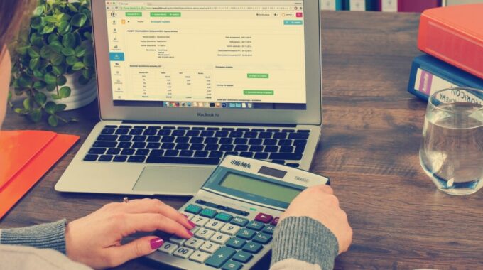 How Much Can you really save with a Virtual Bookkeeping Assistant